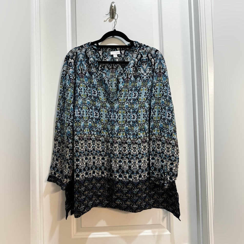 J Jill Blue Floral Split Vneck Blouse Sz1X Long Sleeve Armpit To Armpit23”